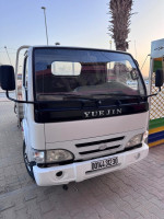 camion-yuejin-plateau-2012-ouargla-algerie