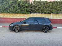 automobiles-volkswagen-golf-8-2022-r-hydra-alger-algerie