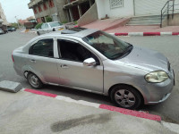 voitures-chevrolet-aveo-4-portes-2013-mila-algerie