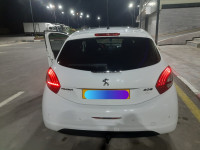 voitures-peugeot-208-2014-allure-bir-el-arch-setif-algerie