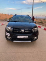 voitures-dacia-sandero-2018-stepway-oran-algerie