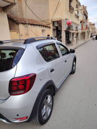 voitures-dacia-sandero-2018-bir-kasdali-bordj-bou-arreridj-algerie