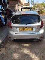 citadine-ford-fiesta-2013-tlemcen-algerie