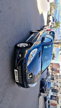 سيارات-peugeot-206-plus-2011-بجاية-الجزائر