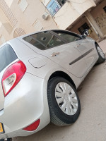 voitures-renault-clio-3-2010-birtouta-alger-algerie