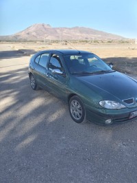 سيارات-renault-megane-1-2002-الونزة-تبسة-الجزائر