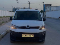 commerciale-citroen-berlingo-2021-chelghoum-laid-mila-algerie