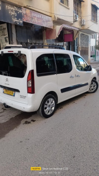 voitures-citroen-berlingo-2014-bouira-algerie