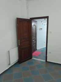 appartement-location-f1-alger-ain-naadja-algerie