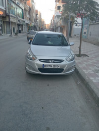 voitures-hyundai-accent-rb-5-portes-2018-bordj-bou-arreridj-algerie