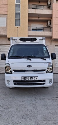 شاحنة-kia-k-2700-2016-قسنطينة-الجزائر