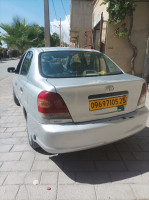 voitures-toyota-echo-2005-constantine-algerie