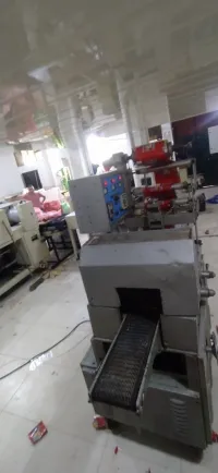 Machine flowpack 