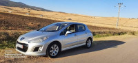 moyenne-berline-peugeot-308-2012-guelma-algerie