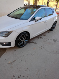 voitures-seat-leon-2015-fr-el-bayadh-algerie