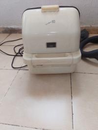 مكنسة-كهربائية-و-تنظيف-بالبخار-aspirateur-eniem-الخروب-قسنطينة-الجزائر