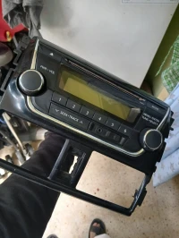 Poste radio. L cd