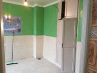 appartement-vente-f4-alger-ain-naadja-algerie