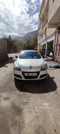 voitures-renault-megane-3-2013-ain-tine-mila-algerie