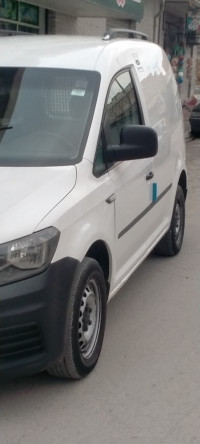 voitures-volkswagen-caddy-2019-khelil-bordj-bou-arreridj-algerie