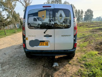 voitures-renault-kangoo-2017-douera-alger-algerie