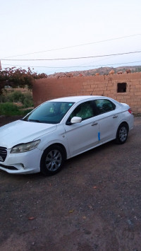 voitures-peugeot-301-2014-active-bordj-okhriss-bouira-algerie