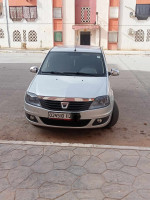 voitures-dacia-logan-2012-collo-skikda-algerie