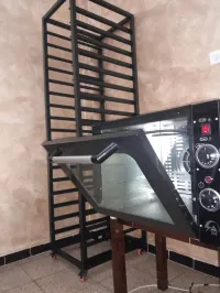 Four ventilé professionnel 43cm/42cm 