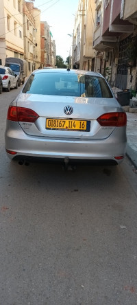 voitures-volkswagen-jetta-2014-classic-alger-centre-algerie