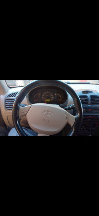 voitures-hyundai-accent-2015-laghouat-algerie