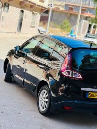 سيارات-renault-grand-scenic-2012-غزوات-تلمسان-الجزائر