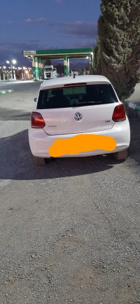 voitures-volkswagen-polo-2010-consept-biskra-algerie