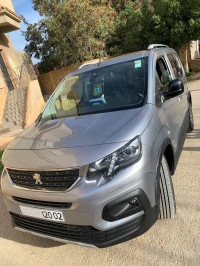 voitures-peugeot-rifter-2020-chlef-algerie