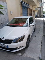 voitures-skoda-fabia-2015-ambition-cheraga-alger-algerie