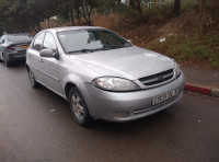 voitures-chevrolet-optra-5-portes-2006-alger-centre-algerie