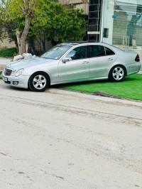 سيارات-mercedes-classe-e-2004-رأس-الوادي-برج-بوعريريج-الجزائر