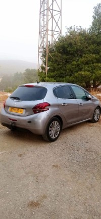 سيارات-peugeot-208-2019-allure-facelift-تيارت-الجزائر