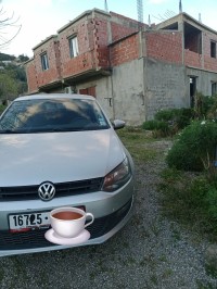 سيارات-volkswagen-polo-2014-الشرايع-سكيكدة-الجزائر