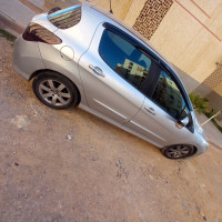 voitures-peugeot-308-2013-sportium-mascara-algerie