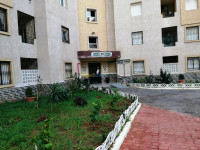 appartement-location-f4-alger-staoueli-algerie