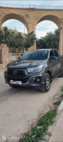 voitures-toyota-hilux-2020-legend-dc-4x4-pack-luxe-zemmoura-relizane-algerie