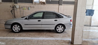 voitures-renault-laguna-1-2001-djelfa-algerie