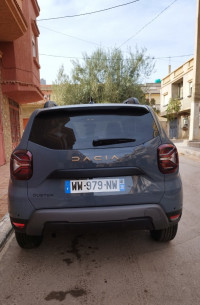 voitures-dacia-duster-2024-gold-oran-algerie