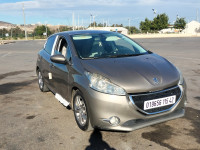 voitures-peugeot-208-2015-allure-blida-algerie