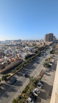 appartement-location-f4-oran-bir-el-djir-algerie