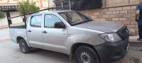 السيارات-النفعية-toyota-hilux-2011-الأغواط-الجزائر