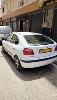 سيارات-renault-megane-1-2001-السحاولة-الجزائر
