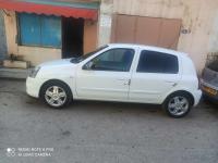 citadine-renault-clio-campus-2013-bye-blida-algerie