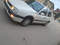 voitures-volkswagen-golf-3-1997-boufarik-blida-algerie