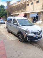 automobiles-renault-kongoo-2024-steepway-chlef-algerie